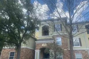 2402 Courtney Meadows Ct, Tampa, FL 33619 - Photo 1