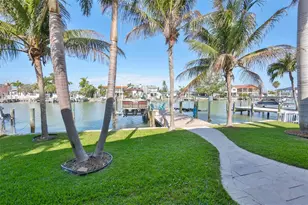 538 Lillian Dr, Madeira Beach, FL 33708 - Photo 33