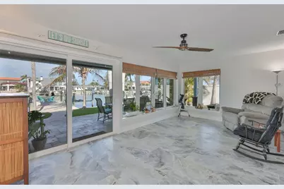 538 Lillian Drive, Madeira Beach, FL 33708 - Photo 19
