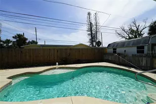 8300 75th Ave, Seminole, FL 33777 - Photo 23