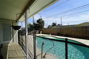 8300 75th Ave, Seminole, FL 33777 - Photo 25