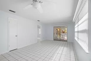 6419 Bonnie Bay Cir N, Pinellas Park, FL 33781 - Photo 17
