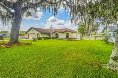 9103 E Aqua Vista Drive, Inverness, FL 34450 - Photo 1