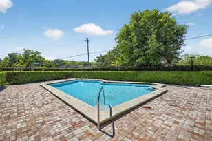 13804 Mill Cove Cir, Tampa, FL 33618 - Photo 31