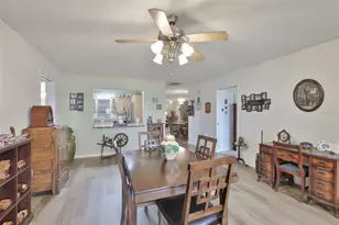 1511 Cloister Dr, Sun City Center, FL 33573 - Photo 17
