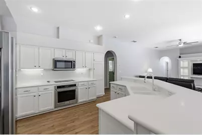 1310 Kings Way Lane, Tarpon Springs, FL 34688 - Photo 27