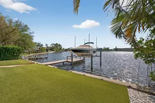 8848 Sunlit Cove Dr NE, Saint Petersburg, FL 33702 - Photo 45