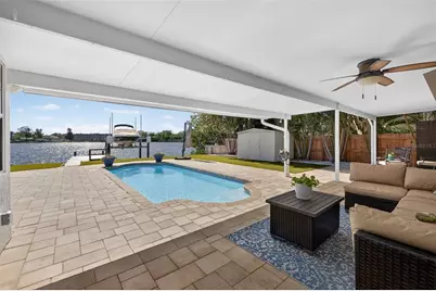 8848 Sunlit Cove Drive NE, Saint Petersburg, FL 33702 - Photo 37