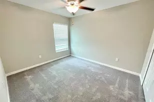 869 Anchor Bend Dr, Ruskin, FL 33570 - Photo 11