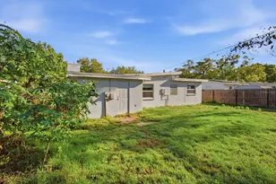 1949 Pinehurst Dr, Clearwater, FL 33763 - Photo 27