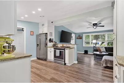 2846 Huntington Drive, Largo, FL 33771 - Photo 9