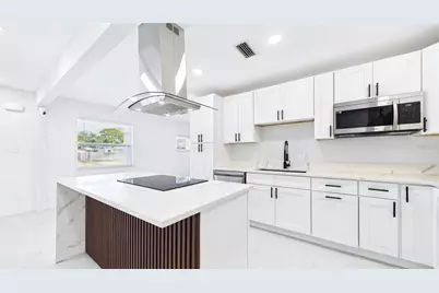 1778 New Hampshire Avenue NE, Saint Petersburg, FL 33703 - Photo 11