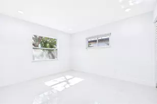 1778 New Hampshire Ave NE, Saint Petersburg, FL 33703 - Photo 31