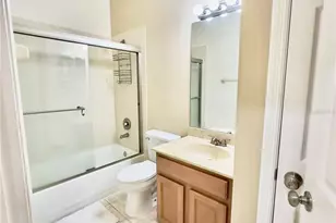 10222 Devonshire Lake Dr, Tampa, FL 33647 - Photo 21