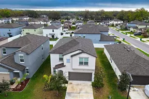 6300 Beverly Hls Dr, Zephyrhills, FL 33541 - Photo 3