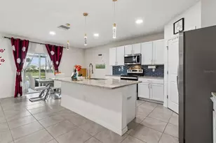 2814 Common Fig Run, Wesley Chapel, FL 33543 - Photo 9