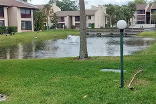 3836 N Lake Dr, Tampa, FL 33614 - Photo 5