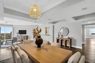 300 Beach Dr NE, Saint Petersburg, FL 33701 - Photo 9