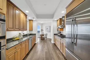 300 Beach Dr NE, Saint Petersburg, FL 33701 - Photo 15