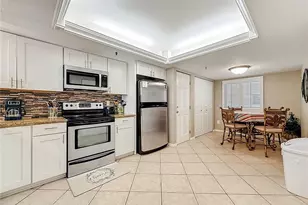 18400 Gulf Blvd, Indian Shores, FL 33785 - Photo 9
