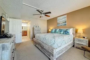 18400 Gulf Blvd, Indian Shores, FL 33785 - Photo 21