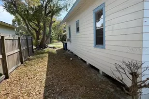 1010 Plaza St, Clearwater, FL 33755 - Photo 25