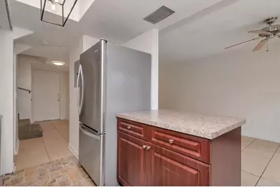 5166 Tennis Court Circle #52, Tampa, FL 33617 - Photo 15