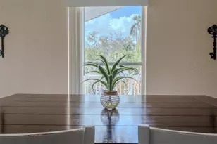 203 W Crest Ave, Tampa, FL 33603 - Photo 7