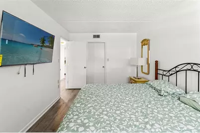 11700 Park Boulevard #202, Seminole, FL 33772 - Photo 13