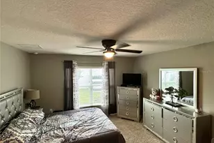 7749 Broad Point Dr, Zephyrhills, FL 33540 - Photo 13