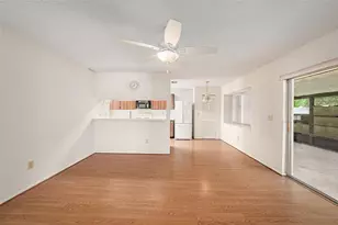 7112 Hollowell Dr, Tampa, FL 33634 - Photo 13