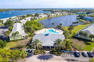 237 Sea Horse Dr SE, Saint Petersburg, FL 33705 - Photo 31