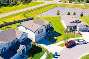 7360 Pool Compass Loop, Wesley Chapel, FL 33545 - Photo 5