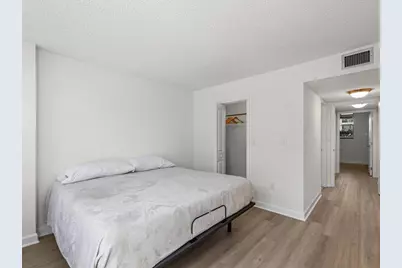 19701 Gulf Boulevard #105, Indian Shores, FL 33785 - Photo 17