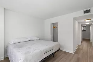 19701 Gulf Blvd, Indian Shores, FL 33785 - Photo 17