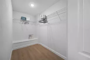 9880 W Bay St, Seminole, FL 33776 - Photo 25