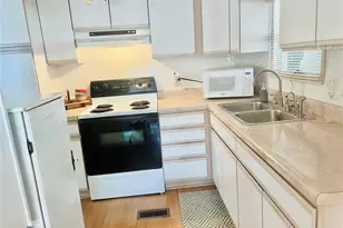 2224 Ca D Oro Dr, Sarasota, FL 34238 - Photo 3