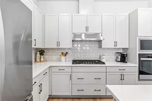 7254 Kodiak Ln, Sarasota, FL 34240 - Photo 19