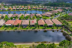 4908 Grand Banks Dr, Wimauma, FL 33598 - Photo 3