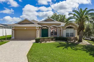 12231 Woodlands Cir, Dade City, FL 33525 - Photo 7