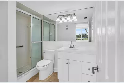 7405 Bay Island Drive S #121, South Pasadena, FL 33707 - Photo 13