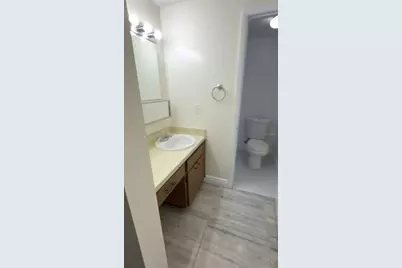 8711 Sage Court, Tampa, FL 33634 - Photo 9