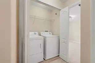 6246 Timberly Ln, Zephyrhills, FL 33542 - Photo 17