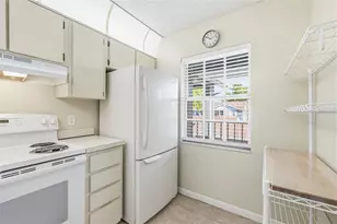 1465 Millstream Ln, Dunedin, FL 34698 - Photo 9