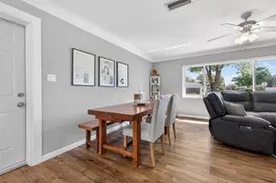 6410 14th St N, Saint Petersburg, FL 33702 - Photo 9