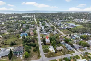 695 Sunset Dr, Tarpon Springs, FL 34689 - Photo 23