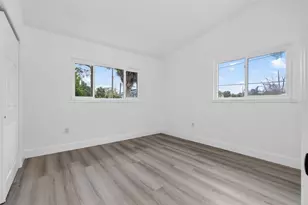 695 Sunset Dr, Tarpon Springs, FL 34689 - Photo 21