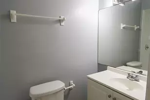 1810 E 143rd Ave, Tampa, FL 33613 - Photo 13