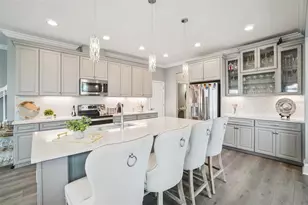 30167 Southwell Ln, Wesley Chapel, FL 33543 - Photo 9