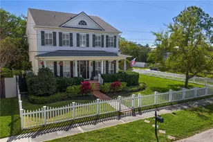 12 S Treasure Dr, Tampa, FL 33609 - Photo 1